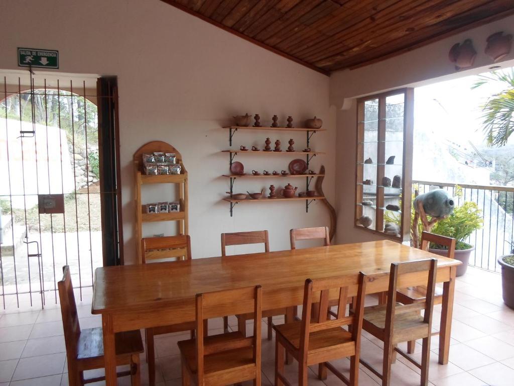 Hotel And Restaurant Guancascos Gracias Luaran gambar